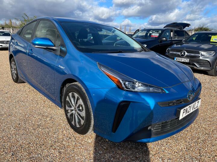 Toyota Prius 1.8 VVT-h Active CVT Euro 6 (s/s) 5dr Toyota Prius 1.8 VVT-h Active CVT Euro 6 (s/s) 5dr