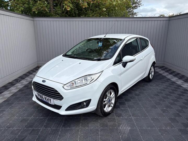 Ford FIESTA 1.0T EcoBoost Zetec Euro 6 (s/s) 3dr