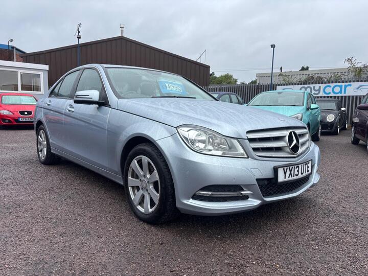 Mercedes-Benz C Class 2.1 C200 CDI BlueEfficiency Executive SE G-Tronic+ Euro 5 (s/s) 4dr