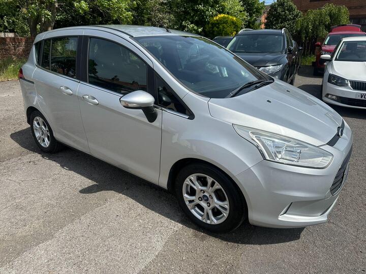 Ford B-Max 1.4 Zetec Euro 5 5dr