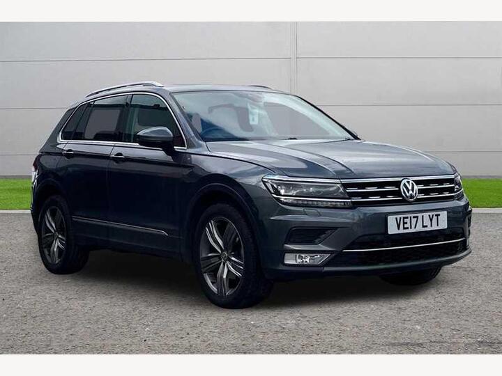 Volkswagen Tiguan 2.0 TDI BlueMotion Tech SEL DSG 4Motion Euro 6 (s/s) 5dr Volkswagen Tiguan 2.0 TDI BlueMotion Tech SEL DSG 4Motion Euro 6 (s/s) 5dr