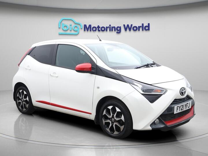 Toyota AYGO 1.0 VVT-i X-trend Euro 6 5dr (Safety Sense)