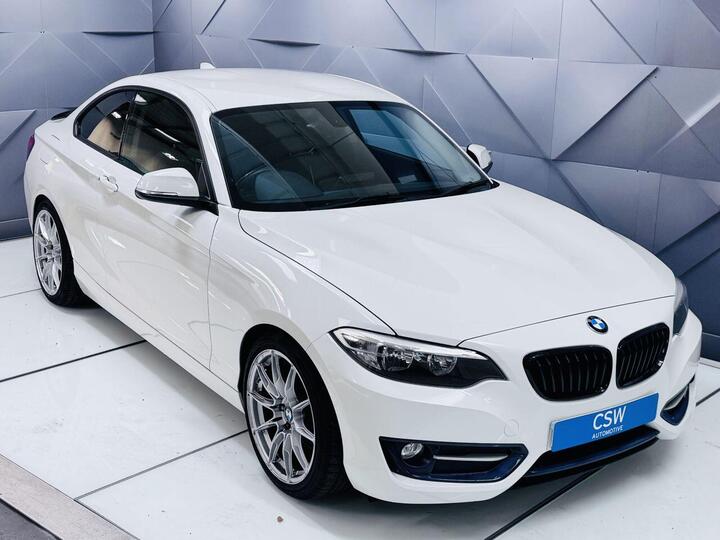 BMW 2 SERIES 2.0 220i Sport Euro 6 (s/s) 2dr