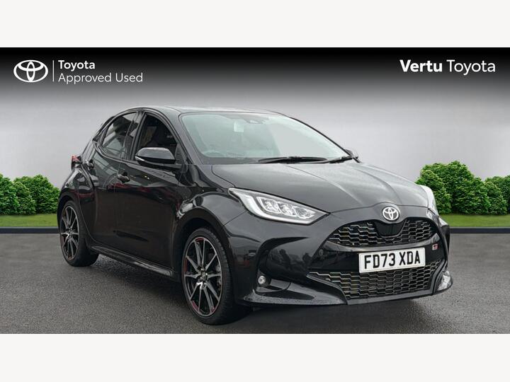 Toyota Yaris 1.5 VVT-h GR SPORT E-CVT Euro 6 (s/s) 5dr