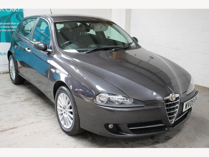 Alfa Romeo 147 1.6 T.Spark Lusso 5dr
