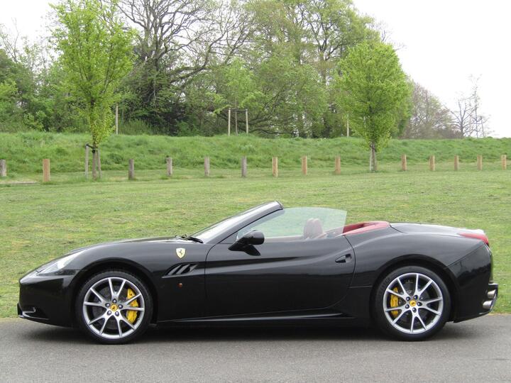 Ferrari California 4.3 F1 DCT Euro 5 2dr Ferrari California 4.3 F1 DCT Euro 5 2dr