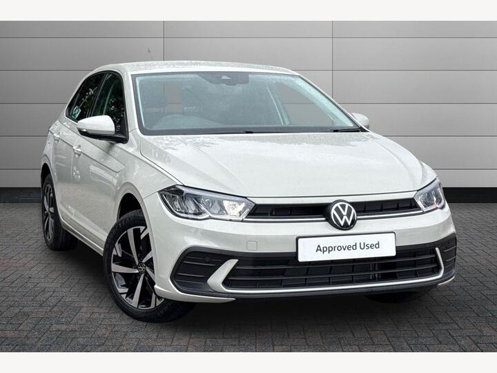Volkswagen Polo 1.0 TSI Match Euro 6 (s/s) 5dr Volkswagen Polo 1.0 TSI Match Euro 6 (s/s) 5dr