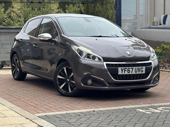 Peugeot 208 1.2 PureTech Allure Premium Euro 6 (s/s) 5dr