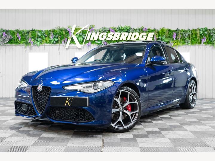 Alfa Romeo GIULIA 2.0T Veloce Auto Euro 6 (s/s) 4dr Alfa Romeo GIULIA 2.0T Veloce Auto Euro 6 (s/s) 4dr