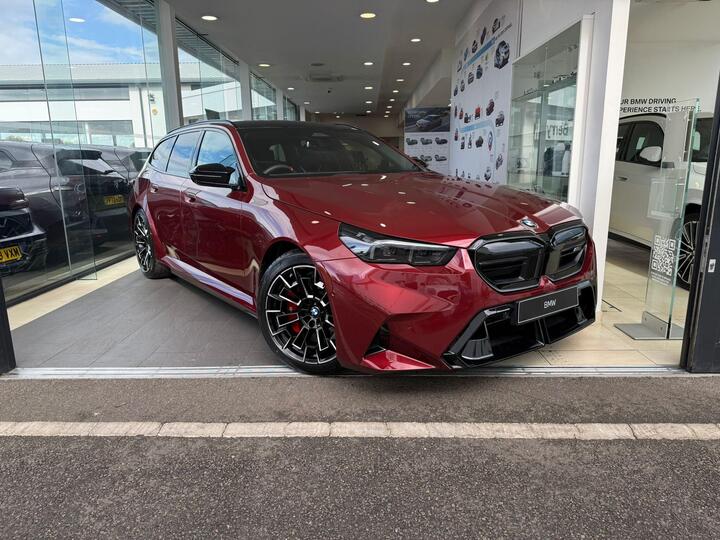 BMW M5 4.4 22.1kWh Touring Steptronic XDrive Euro 6 (s/s) 5dr