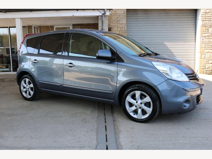 Nissan Note 1.6 16V Tekna Auto Euro 5 5dr