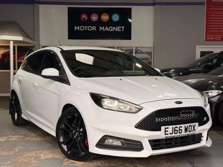 Ford Focus 2.0T EcoBoost ST-2 Euro 6 (s/s) 5dr