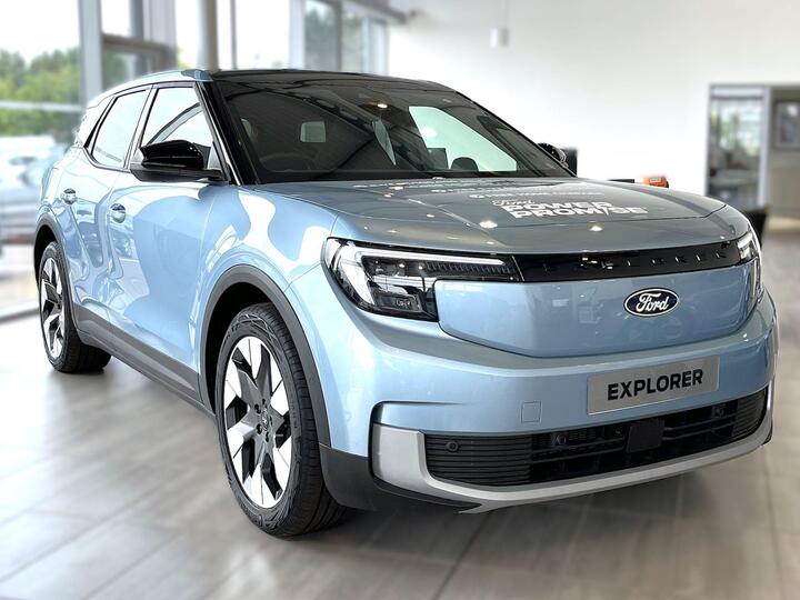 Ford Explorer Extended Range 77kWh Premium Auto 5dr