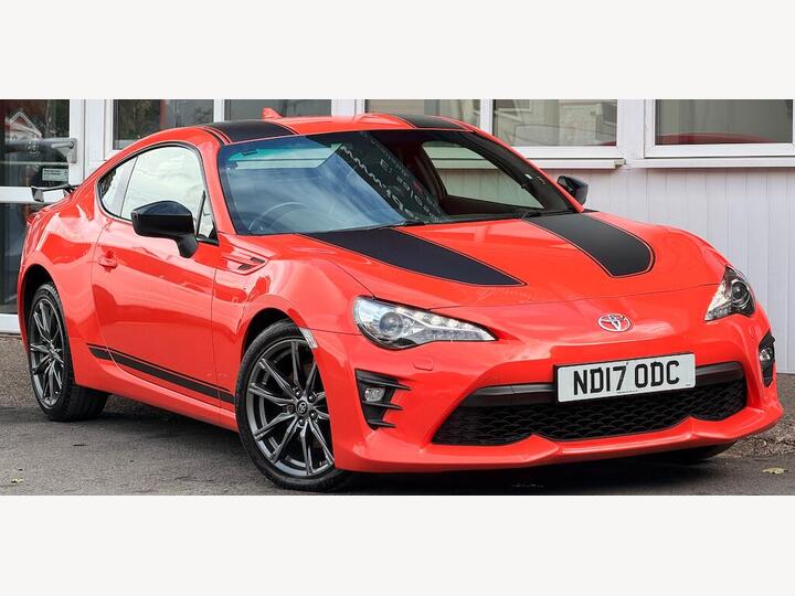 Toyota GT86 2.0 Boxer D-4S Club Series Orange Edition Euro 6 2dr