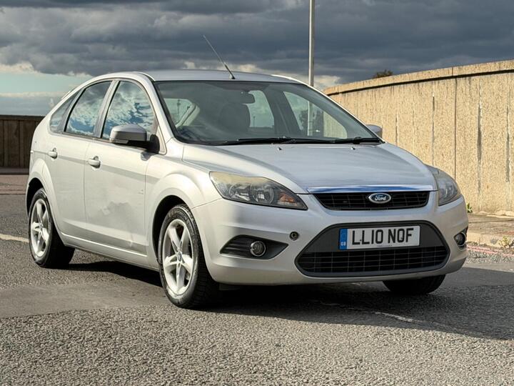 Ford Focus 1.6 Zetec 5dr
