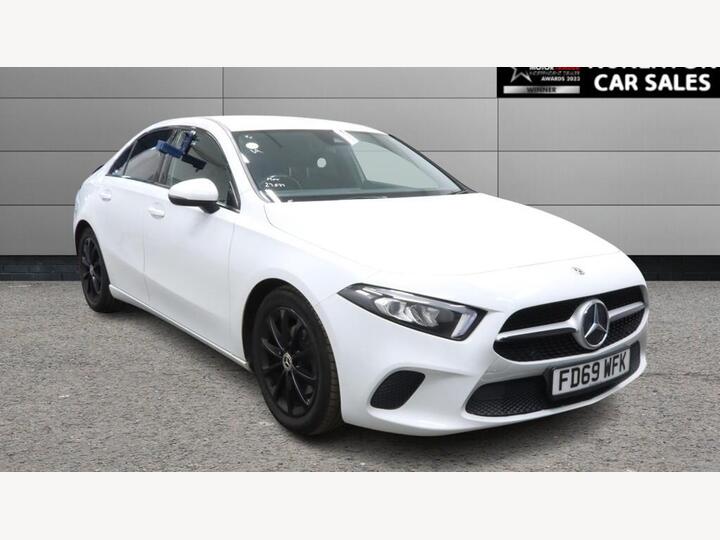 Mercedes-Benz A-CLASS 1.3 A200 Sport 7G-DCT Euro 6 (s/s) 4dr