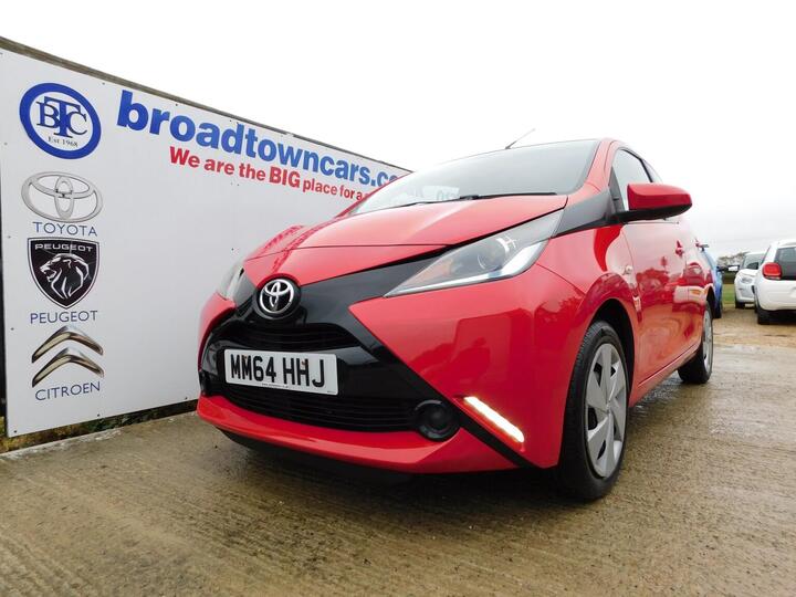 Toyota AYGO 1.0 VVT-i X-play Euro 5 5dr Euro 5