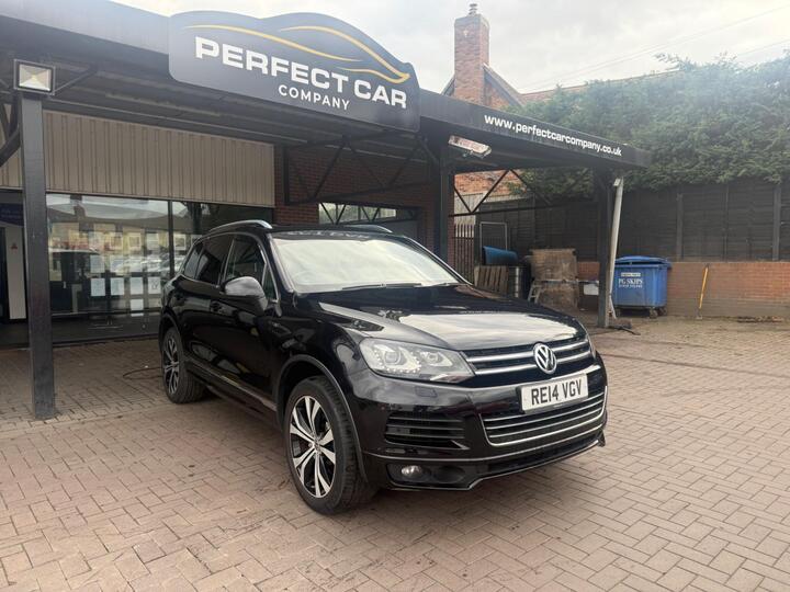 Volkswagen Touareg 3.0 TDI V6 BlueMotion Tech R-Line Tiptronic 4WD Euro 5 (s/s) 5dr Volkswagen Touareg 3.0 TDI V6 BlueMotion Tech R-Line Tiptronic 4WD Euro 5 (s/s) 5dr