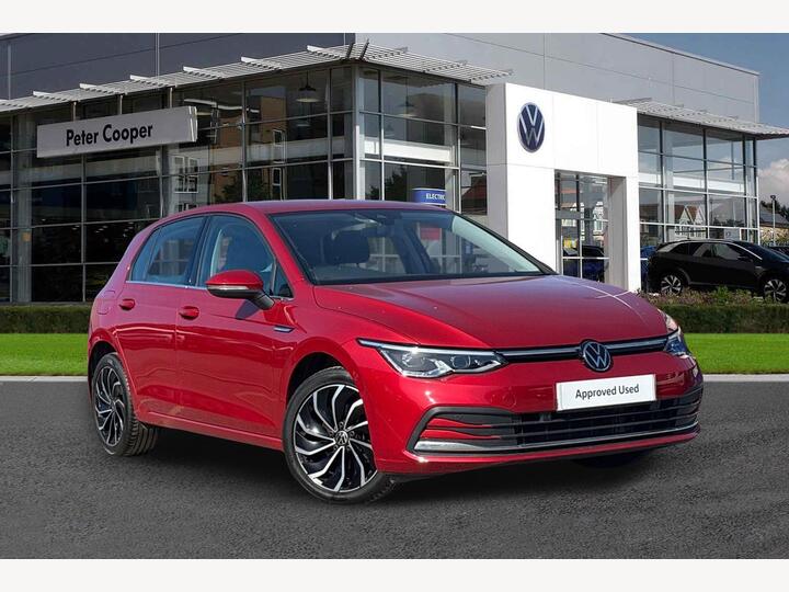 Volkswagen Golf 1.5 TSI Style Euro 6 (s/s) 5dr Volkswagen Golf 1.5 TSI Style Euro 6 (s/s) 5dr