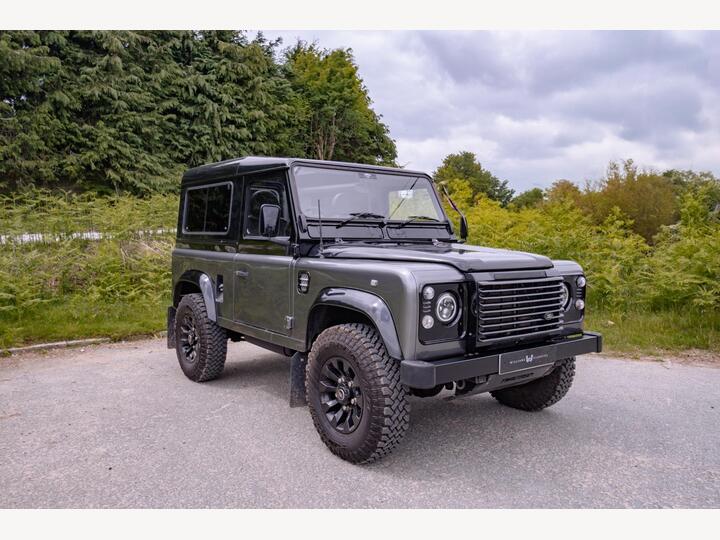 Land Rover Defender 90 2.5 TDi County Station Wagon 3dr Land Rover Defender 90 2.5 TDi County Station Wagon 3dr