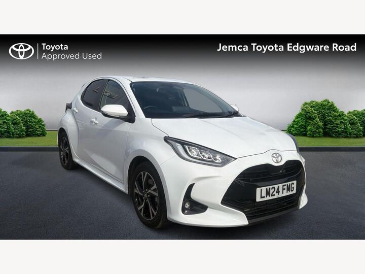 Toyota Yaris 1.5 VVT-h Design E-CVT Euro 6 (s/s) 5dr