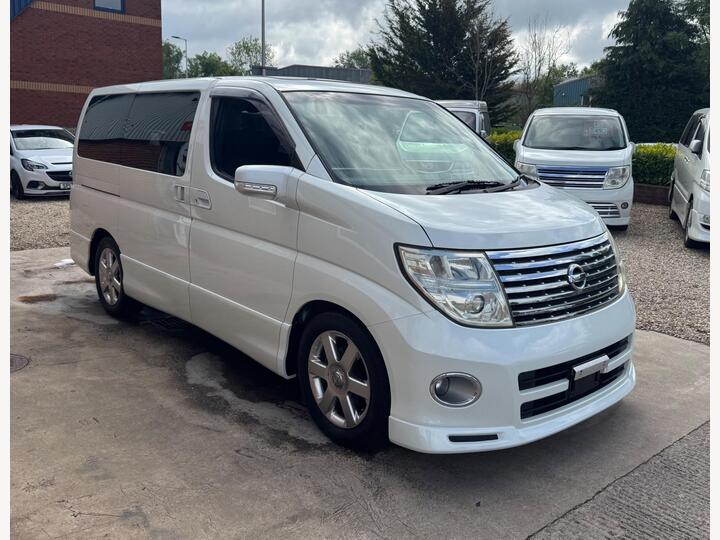 Nissan Elgrand Highway Star Nissan Elgrand Highway Star