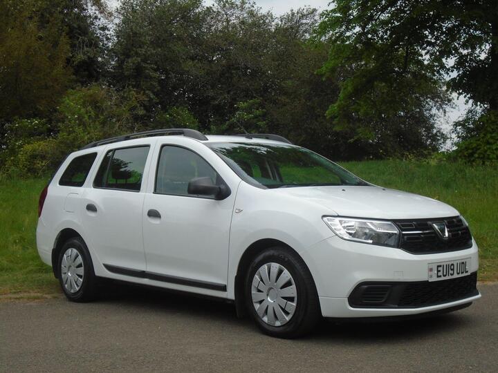Dacia Logan MCV 0.9 TCe Essential Euro 6 (s/s) 5dr Dacia Logan MCV 0.9 TCe Essential Euro 6 (s/s) 5dr