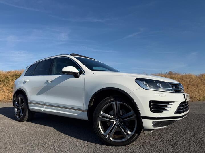 Volkswagen Touareg 3.0 TDI V6 R-Line Plus Tiptronic 4WD Euro 6 (s/s) 5dr