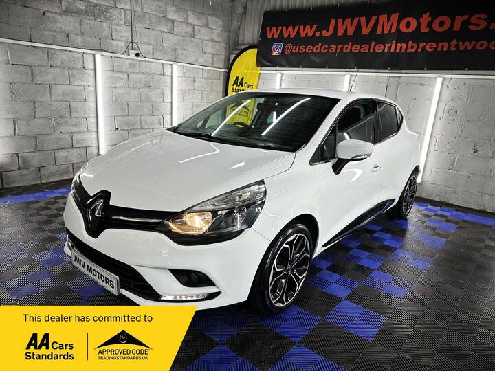 Renault Clio 0.9 TCe Iconic Euro 6 (s/s) 5dr