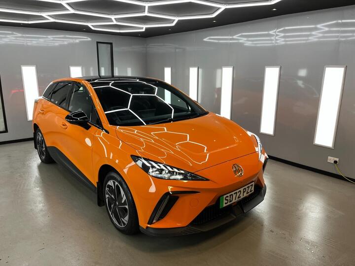 MG MG 4 64kWh Trophy Long Range Auto 5dr