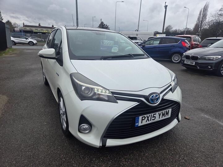 Toyota Yaris 1.5 VVT-h Excel E-CVT Euro 6 5dr (15in Alloy) Toyota Yaris 1.5 VVT-h Excel E-CVT Euro 6 5dr (15in Alloy)