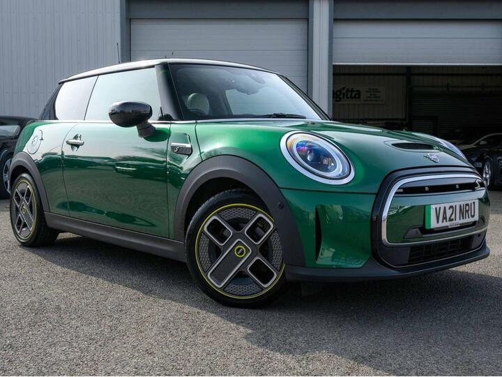 MINI Electric Hatch Cooper SE 32.6kWh Level 3 Auto 3dr MINI Electric Hatch Cooper SE 32.6kWh Level 3 Auto 3dr