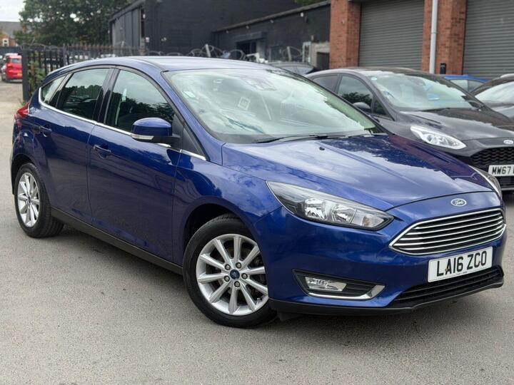 Ford FOCUS 1.0T EcoBoost Titanium Auto Euro 6 (s/s) 5dr