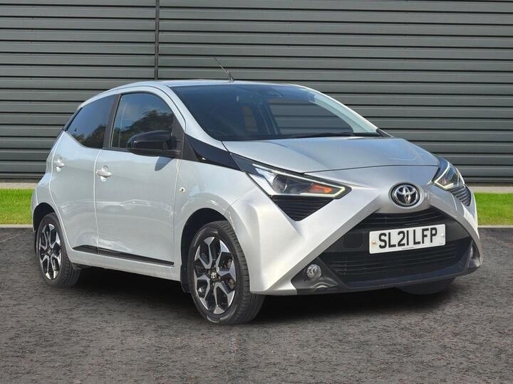 Toyota AYGO 1.0 VVT-i X-trend Euro 6 5dr (Safety Sense)