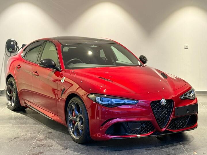 Alfa Romeo Giulia 2.9 V6 Bi-Turbo Quadrifoglio Auto Euro 6 (s/s) 4dr