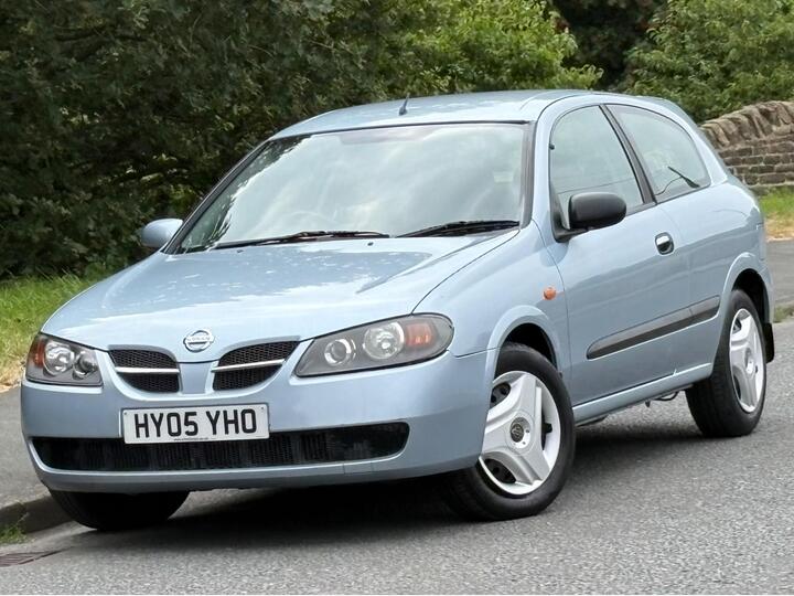 Nissan Almera 1.8 SE 3dr