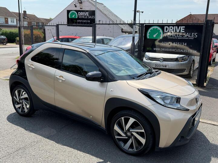 Toyota Aygo X 1.0 VVT-i Edge Euro 6 (s/s) 5dr