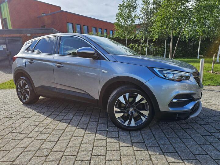 Vauxhall Grandland X 1.6 Turbo D BlueInjection Sport Nav Auto Euro 6 (s/s) 5dr
