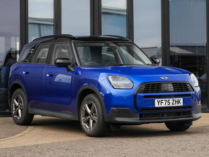 MINI Countryman 1.5C MHEV Classic Auto Euro 6 (s/s) 5dr