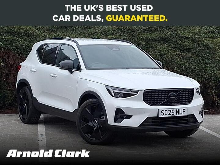 Volvo XC40 2.0 B3 MHEV Plus Black Edition DCT Auto Euro 6 (s/s) 5dr