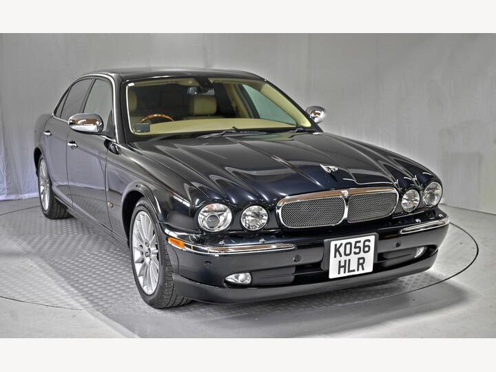 Jaguar XJ 3.0 Executive 4dr