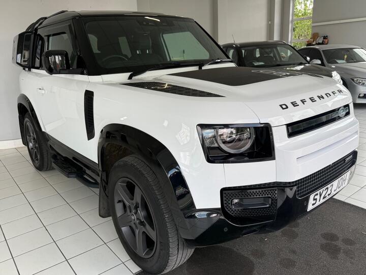Land Rover Defender 90 3.0 D250 MHEV X-Dynamic SE Auto 4WD Euro 6 (s/s) 3dr Land Rover Defender 90 3.0 D250 MHEV X-Dynamic SE Auto 4WD Euro 6 (s/s) 3dr
