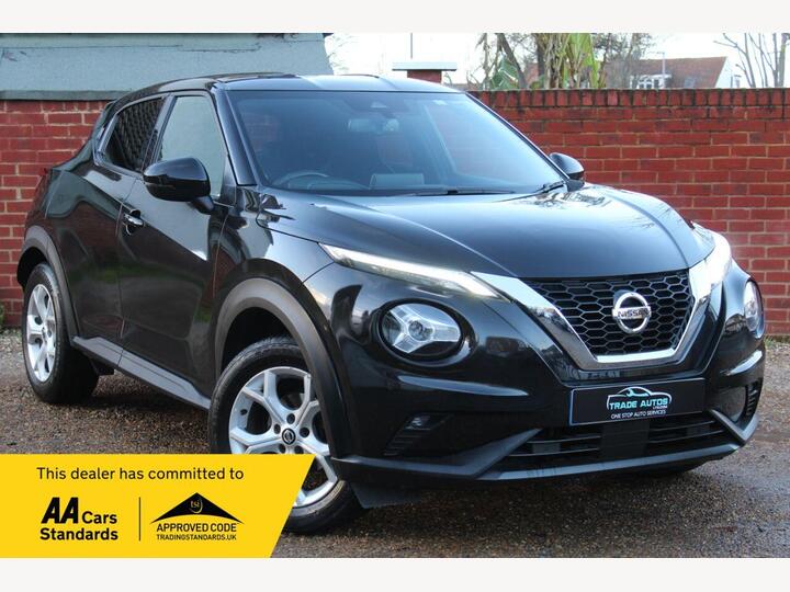 Nissan JUKE 1.0 DIG-T N-Connecta DCT Auto Euro 6 (s/s) 5dr
