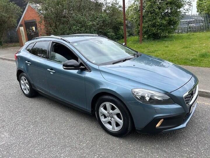 Volvo V40 CROSS COUNTRY 1.6 D2 SE Euro 5 (s/s) 5dr