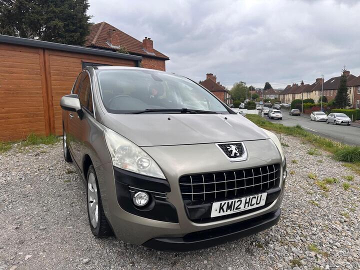 Peugeot 3008 1.6 E-HDi Active EGC Euro 5 (s/s) 5dr