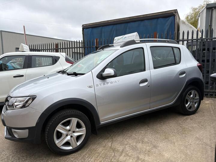 Dacia Sandero Stepway 1.5 DCi Laureate Euro 5 5dr