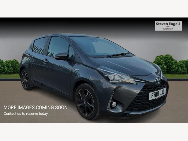 Toyota Yaris 1.5 VVT-h Design E-CVT Euro 6 (s/s) 5dr