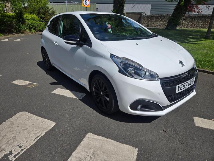 Peugeot 208 1.2 PureTech Black Edition Euro 6 3dr