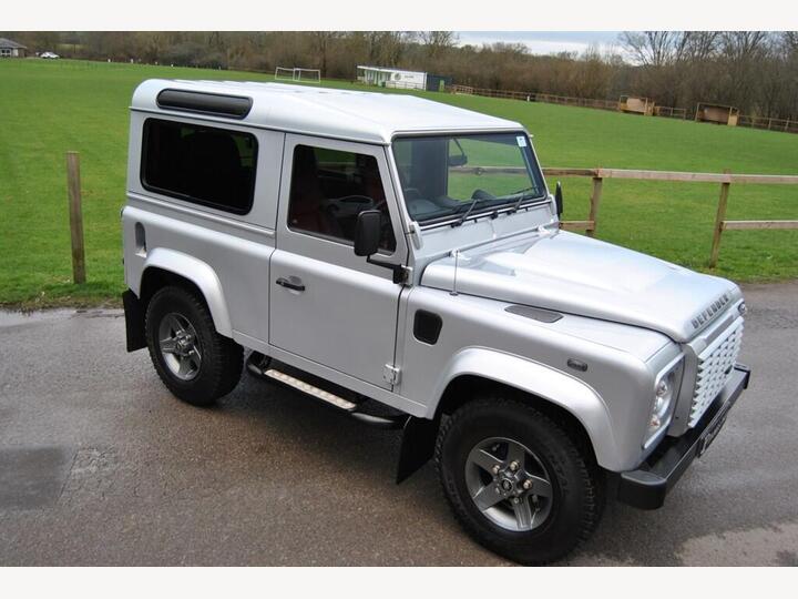 Land Rover Defender 90 2.2 TDCi Station Wagon 4WD SWB Euro 5 3dr