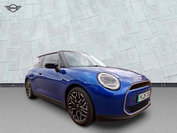 MINI Electric Cooper E 40.7kWh Exclusive Auto 3dr